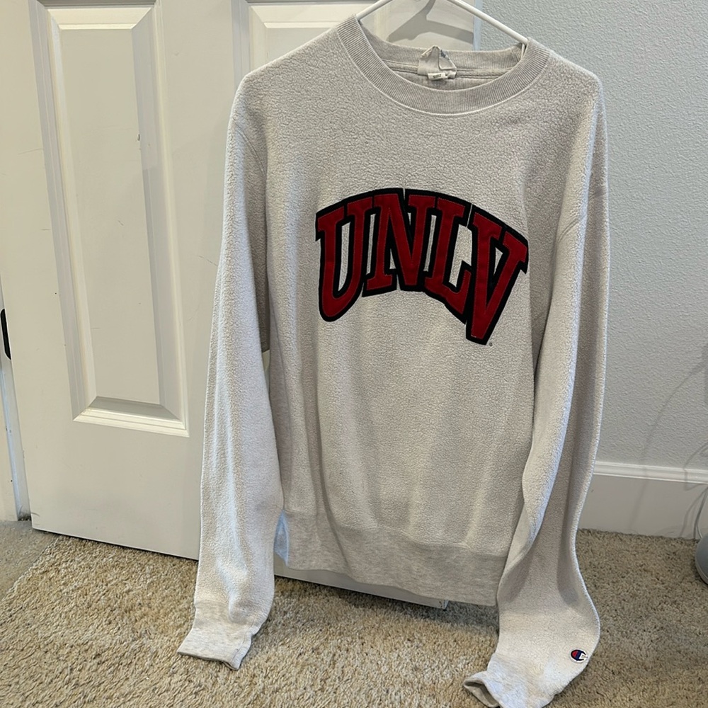 UNLV crew neck sweatshirt. Great condition.
